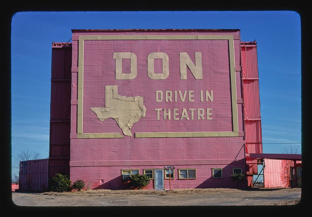 Don Drive-in Theater, Routes 65, 90 and 287, Port Arthur, Texas (1979) photography in high resolution by John Margolies.…