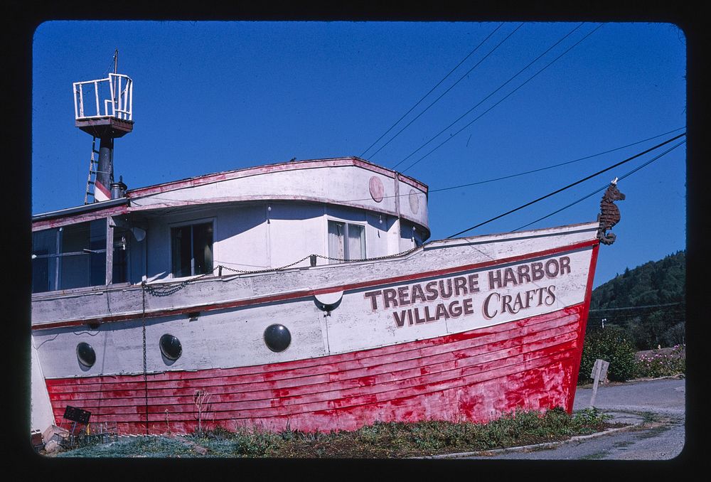 Ship view 2, Treasure Harbor Village Crafts, Route 101, Brookings-Harbor, Oregon (2003) photography in high resolution by…