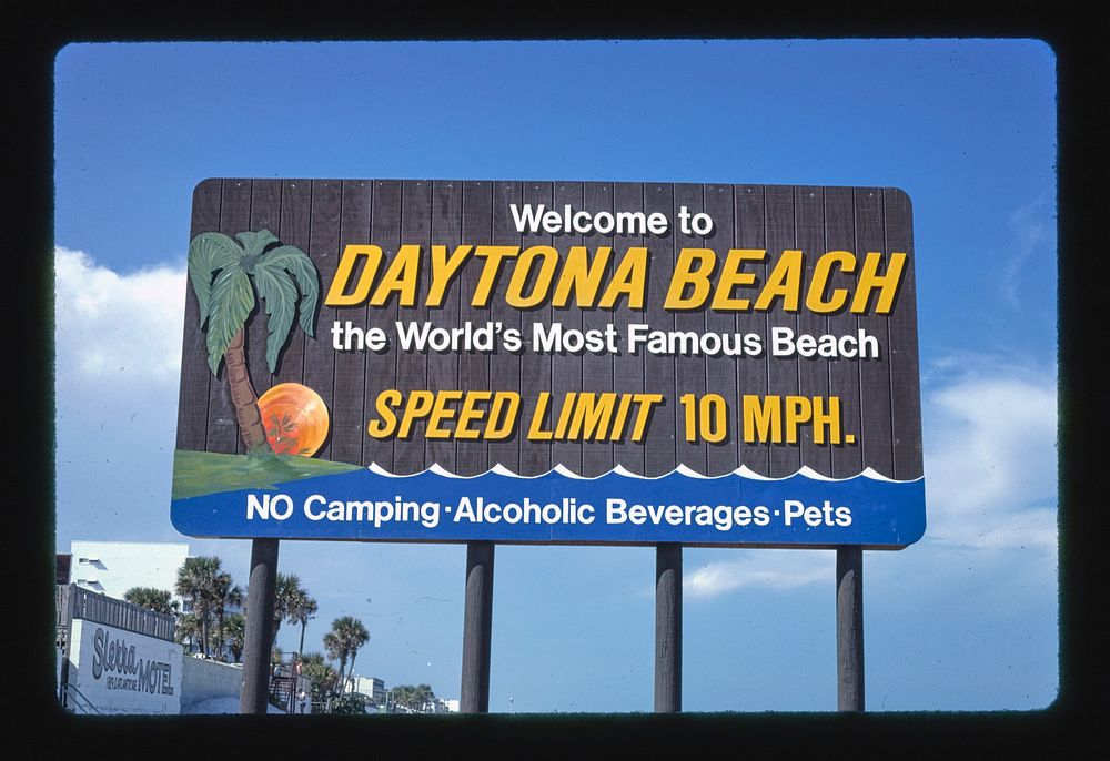 Welcome sign, Daytona Beach, Florida (1985) photography in high resolution by John Margolies. Original from the Library of…