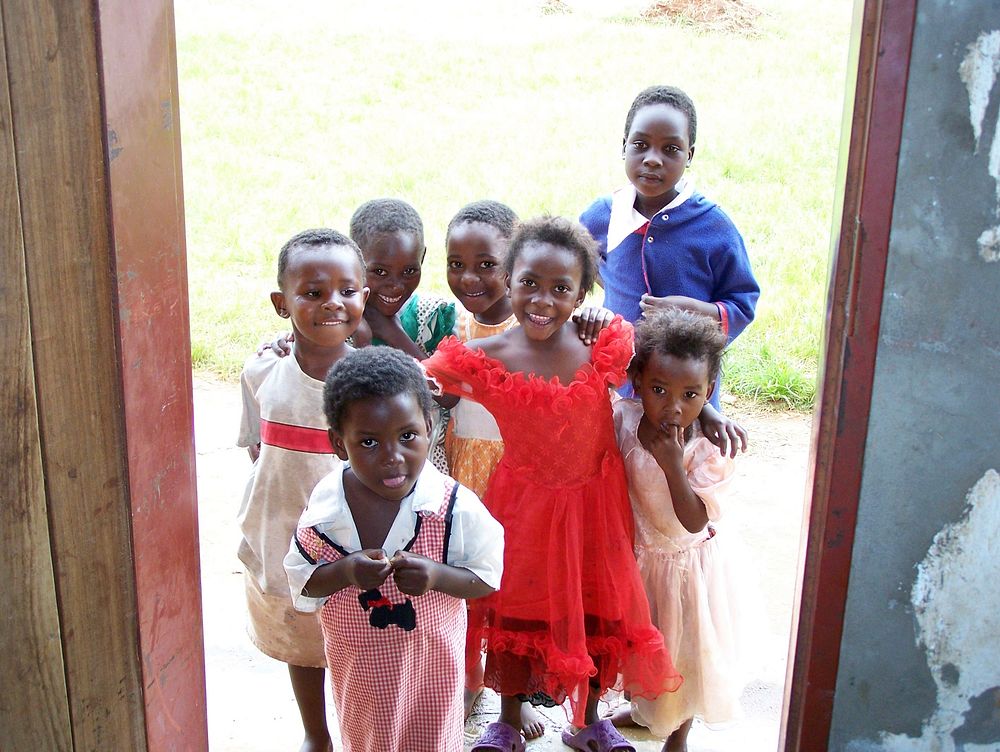 Malawian kids. Original public domain image from Flickr