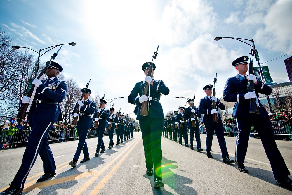 Military service members take part in Saint Patrick's Day ParadeSt. Patrick's Day parade in downtown Chicago, March 15.…