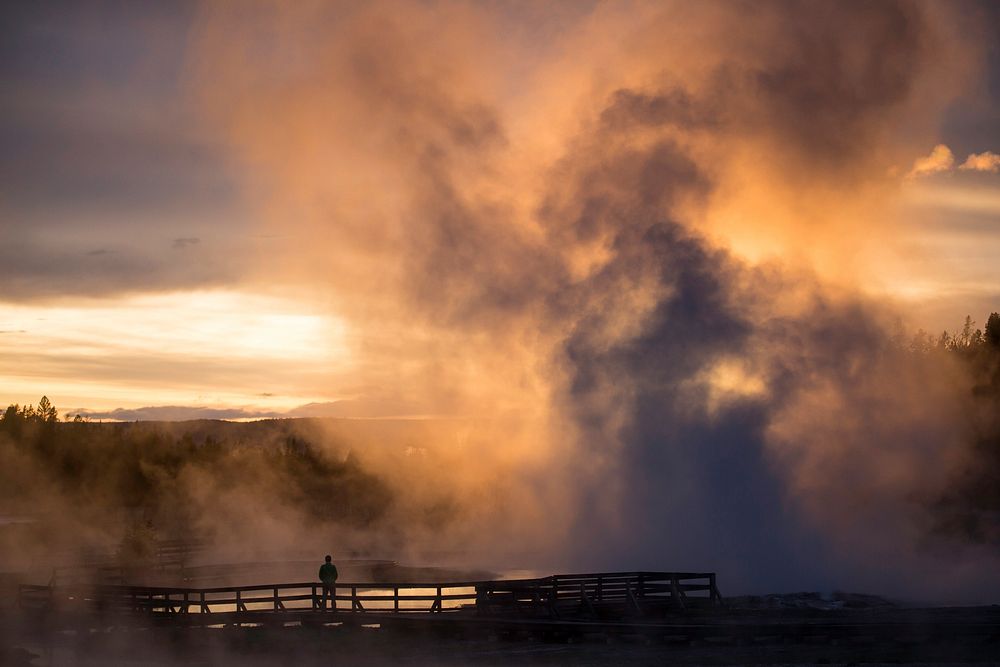 Steam & Sunset, Firehole Lake