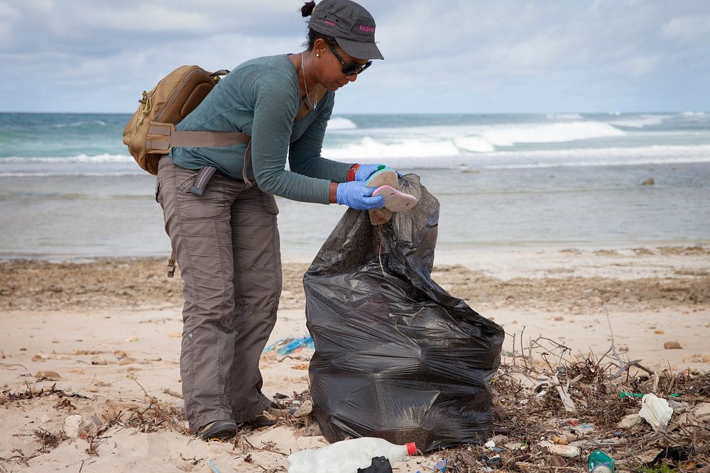 UN beach cleanup. Mogadishu, Somalia - 06 June 2015 - In honor of World Environment Day, the UN Somalia team joined together…