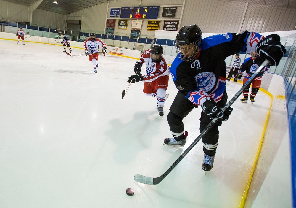 CBP/ICE Hockey Team at World Police and Fire Games