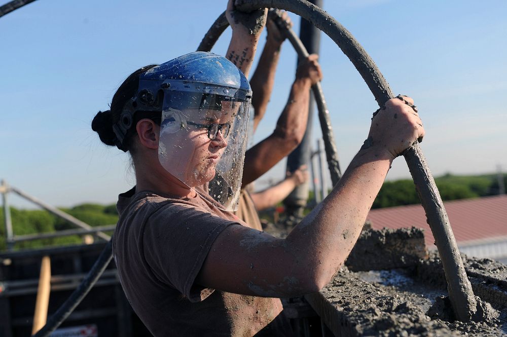 NAVAL STATION ROTA, Spain (Sept. 10, 2015) Builder Constructionman Alexis Greene, assigned to Naval Mobile Construction…