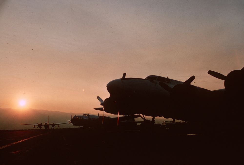 Wenatchee Pangborn field tankers as Free Photo rawpixel