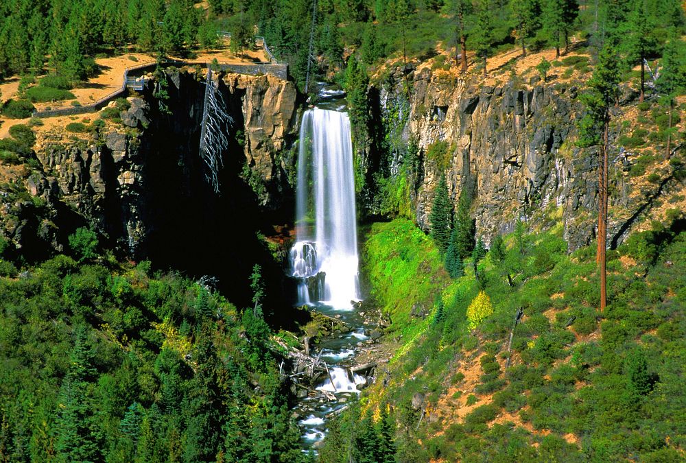 Deschutes National Forest Tumalo Falls. Original public domain image from Flickr