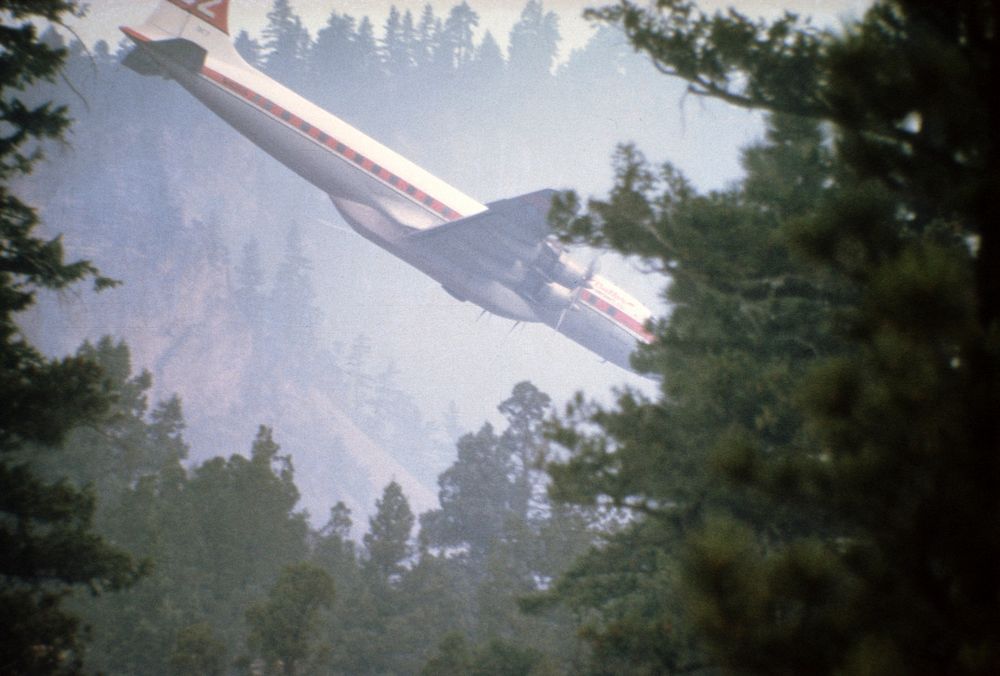 Mt Hood National Forest Pine Grove Fire. Original public domain image from Flickr