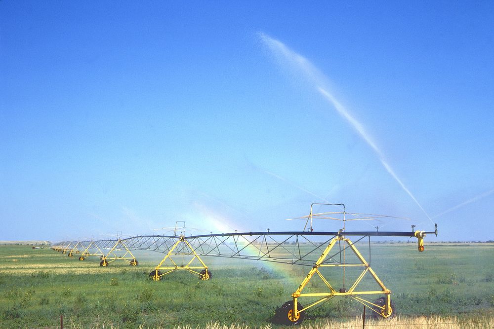 Center pivot irritation near Lewistown, Valley County, MT. August 1975. Original public domain image from Flickr