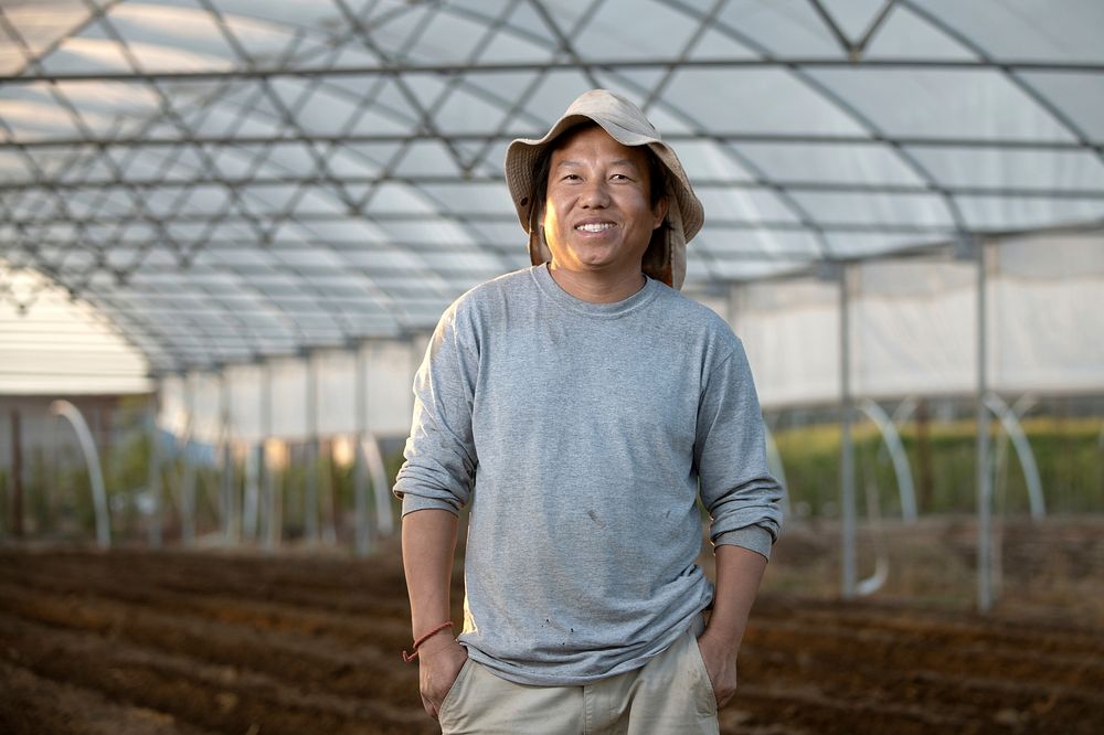 VH Produce owner Vue Her is a Hmong farmer on a 10-acre field, who grows several Asian specialty crops in Singer, CA, near…