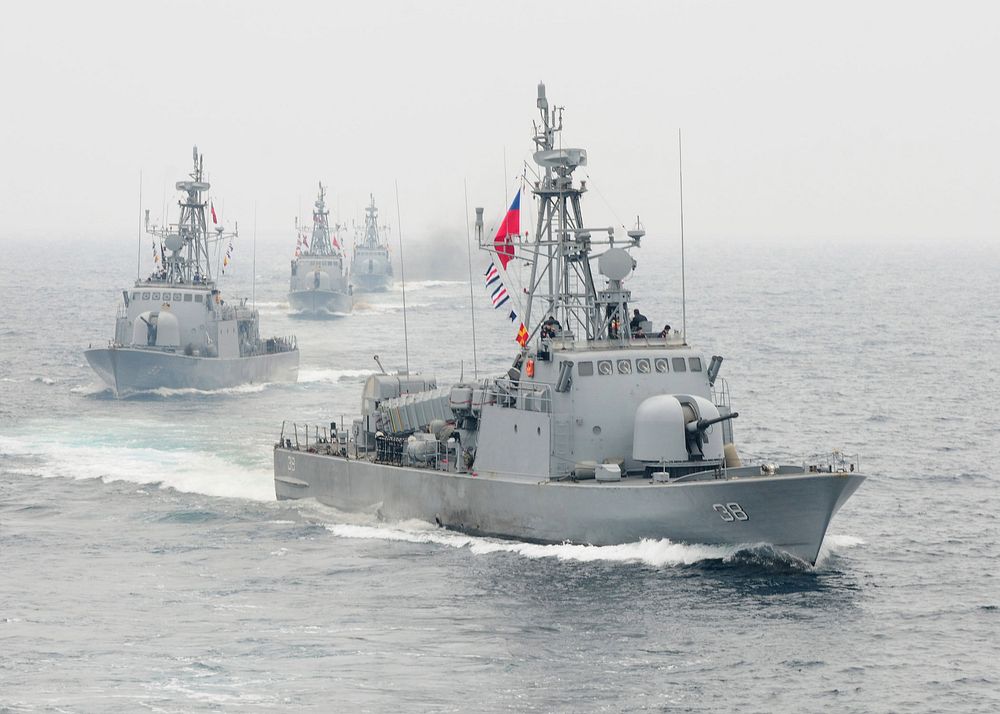 Chilean Navy fast attack crafts Teniente Serrano (LM 38), Teniente Orella (LM 37) and Teniente Uribe (LM 39), and patrol…