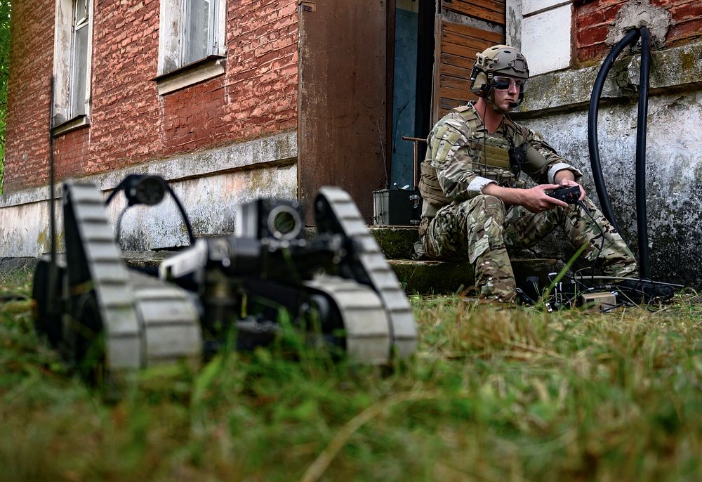 KLAIPEDA, Lithuania (August 6, 2019) &ndash; An explosive ordnance disposal technician operates a SUG-V robot during…
