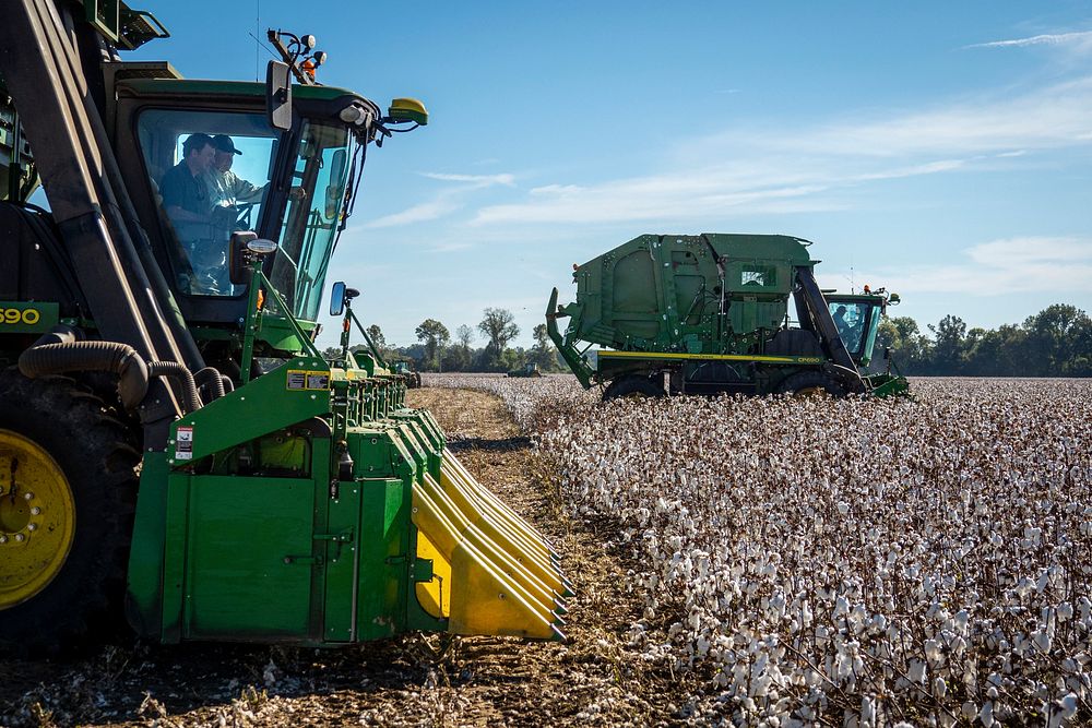 U.S. Department of Agriculture (USDA) Secretary Sonny Perdue visits Pugh Farms cotton operation., in Halls, Tennessee…