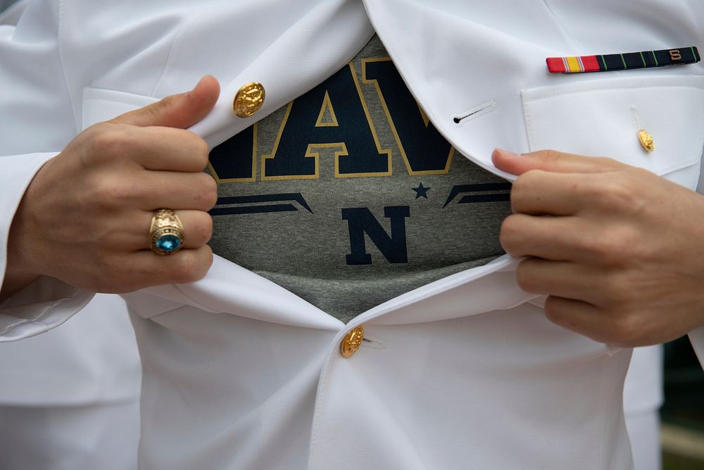 The United States Naval Academy holds the third swearing-in event for the Class of 2020. Original public domain image from…