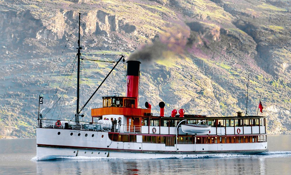 Cruise ship at Lake Wakatipu. Original public domain image from Flickr