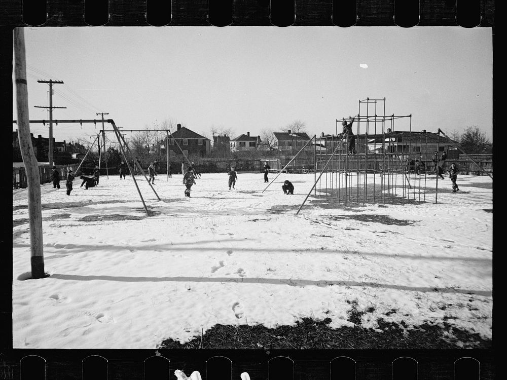 Recess, Radburn, New Jersey. Sourced from the Library of Congress.