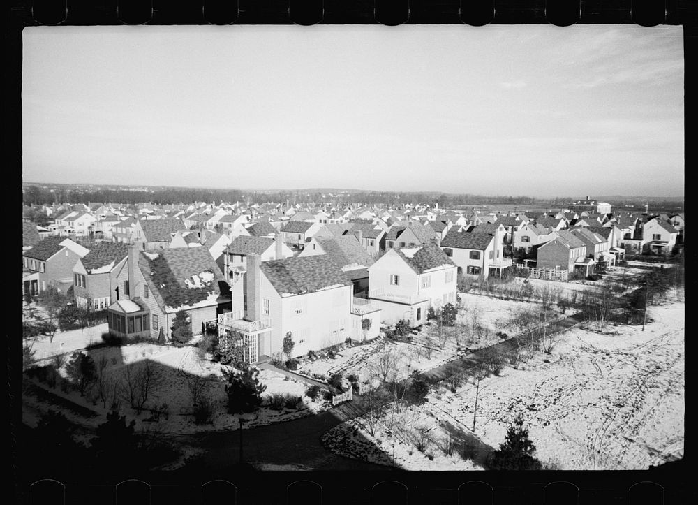 Model homes community, Radburn, New Jersey. Sourced from the Library of Congress.