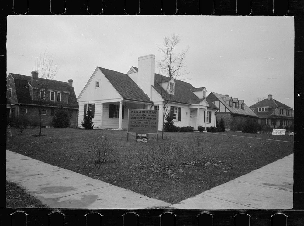 Model house, Mariemont, Ohio. Sourced from the Library of Congress.