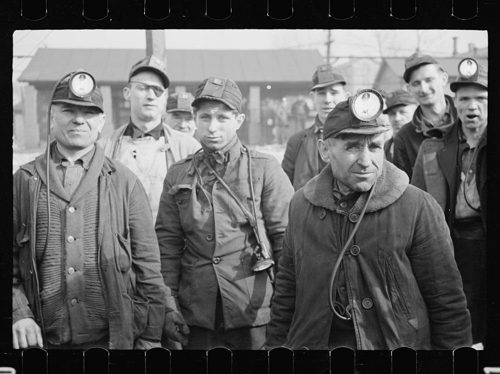 Miners at American Radiator Mine, Mount Pleasant, Westmoreland County, Pennsylvania. Sourced from the Library of Congress.