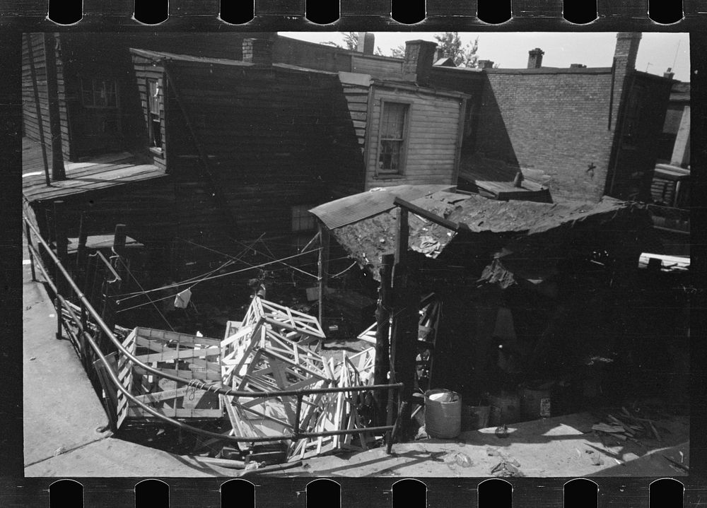 [Untitled photo, possibly related to:  backyard, Washington, D.C. Backyard near Stratford Hotel and within short distance…