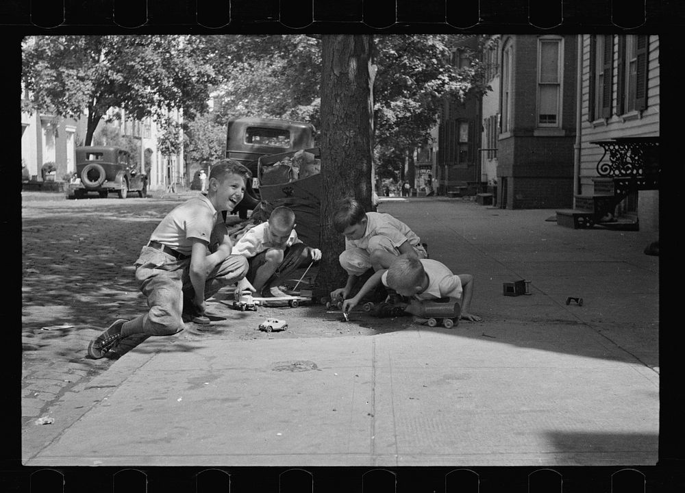 Children at play on street, Georgetown, Washington, D.C.. Sourced from the Library of Congress.