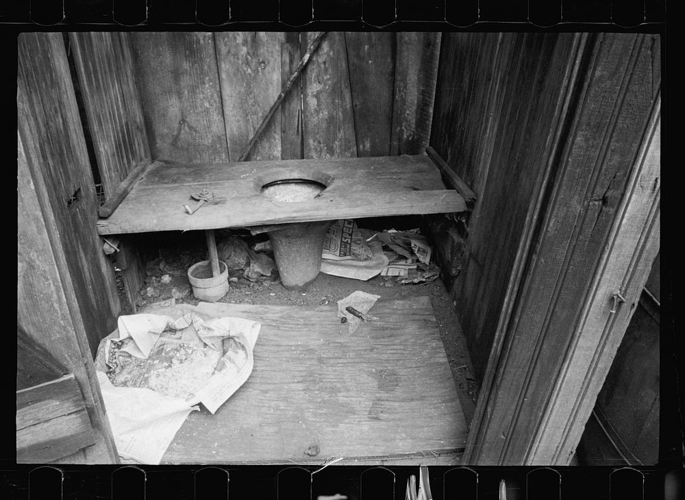 [Untitled photo, possibly related to: Alleyway inhabited by black and white near the Capitol, Washington, D.C.]. Sourced…