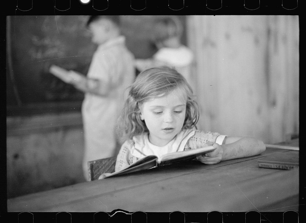 [Untitled photo, possibly related to: School scene at Cumberland Mountain Farms (Skyline Farms) near Scottsboro, Alabama].…