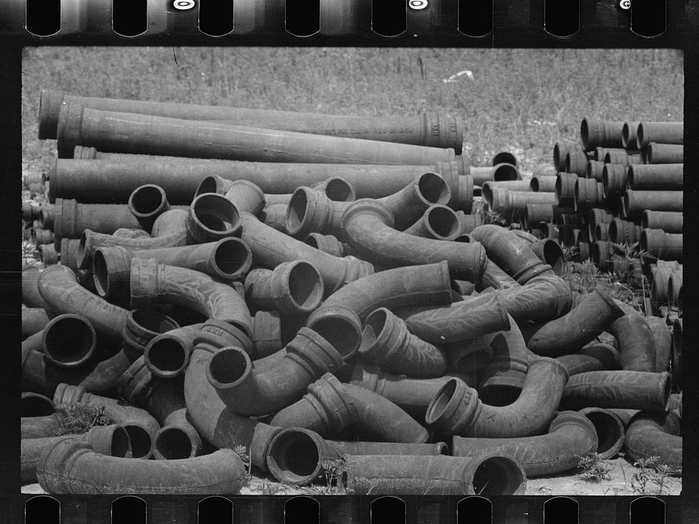 Cast pipe, Greenbelt, Maryland. Sourced from the Library of Congress.