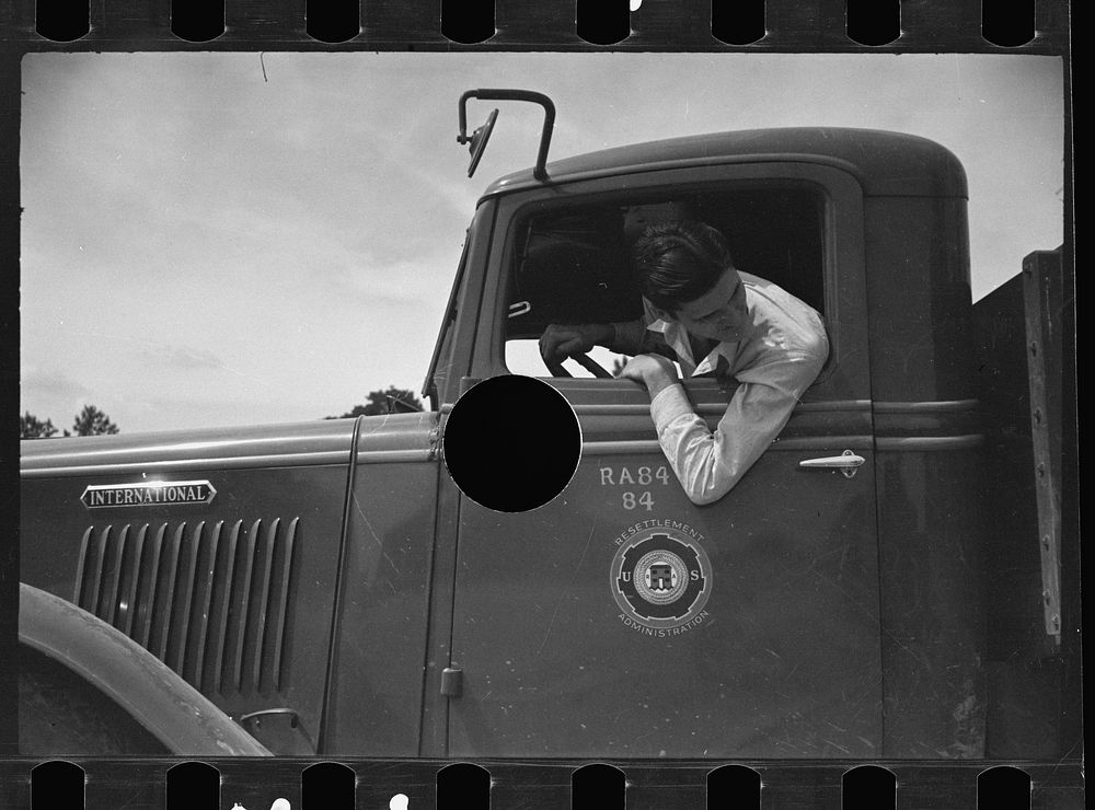[Untitled photo, possibly related to: Resettlement truck at Greenbelt, Maryland]. Sourced from the Library of Congress.