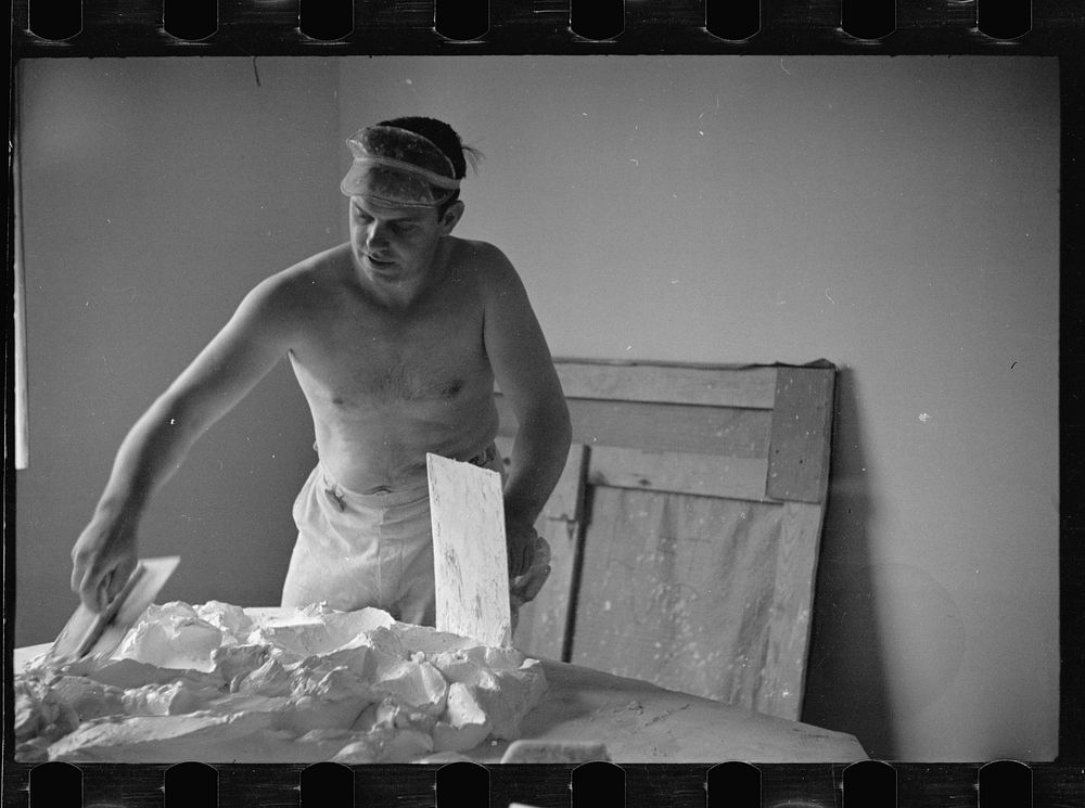 Plasterer, Greenbelt, Maryland. Sourced from the Library of Congress.