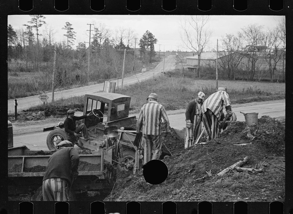 [Untitled photo, possibly related to: Convicts working on state road, North Carolina]. Sourced from the Library of Congress.