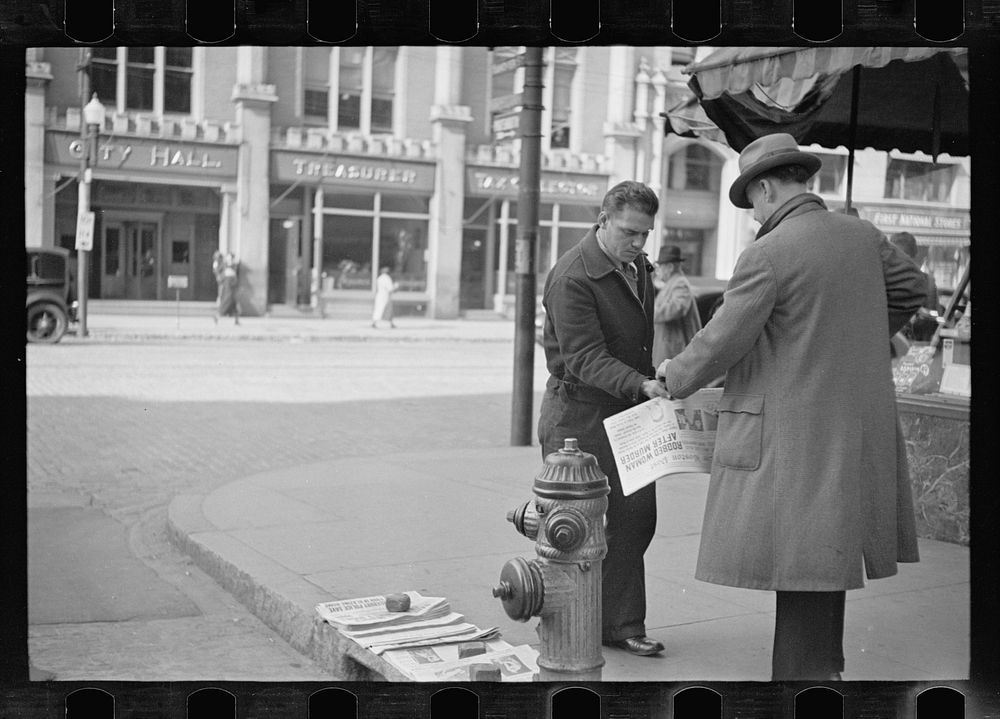 Street corner, Manchester, New Hampshire. Sourced from the Library of Congress.