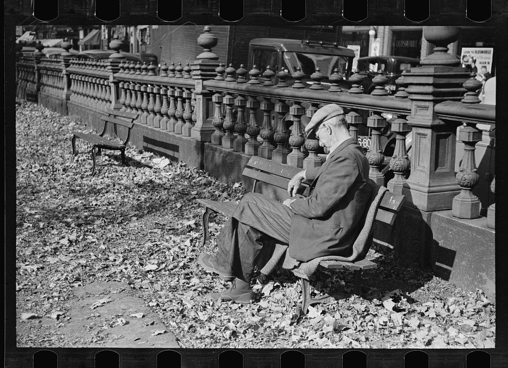Man in the park, Manchester, New Hampshire. Sourced from the Library of Congress.