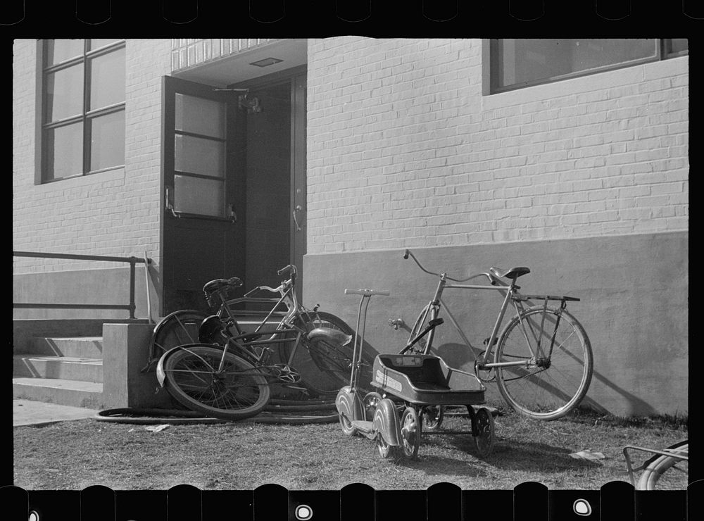 School at Greenbelt, Maryland. Sourced from the Library of Congress.