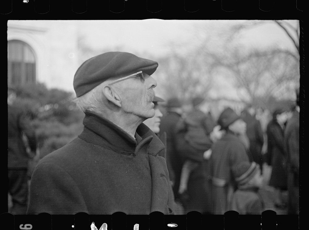 [Untitled photo, possibly related to: Spectator at fire, Washington, D.C.]. Sourced from the Library of Congress.