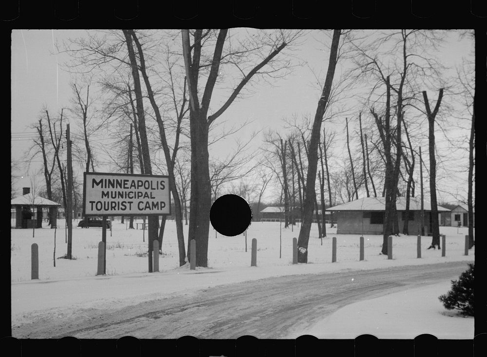 [Untitled photo, possibly related to: Tourist camp in winter, Minneapolis, Minnesota]. Sourced from the Library of Congress.