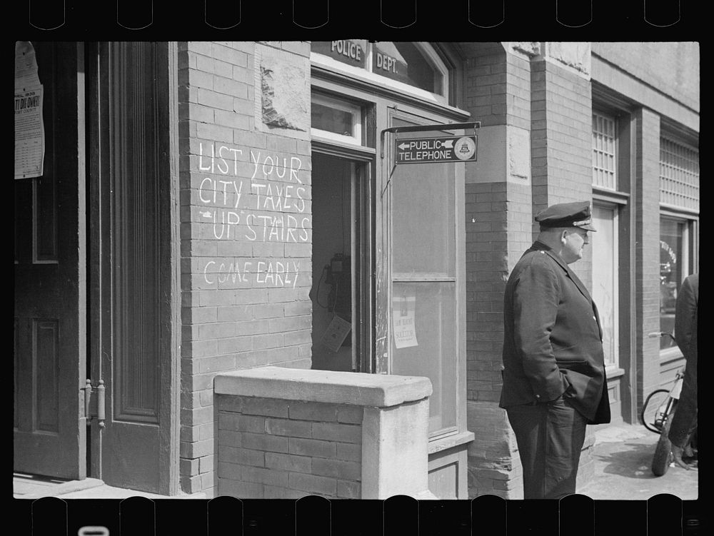 Police department, Washington, North Carolina. Sourced from the Library of Congress.