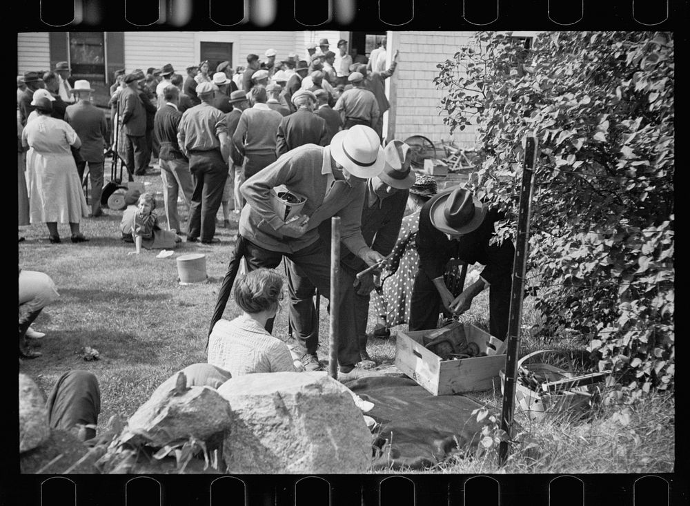 Auction, Hancock, New Hampshire. Sourced from the Library of Congress.