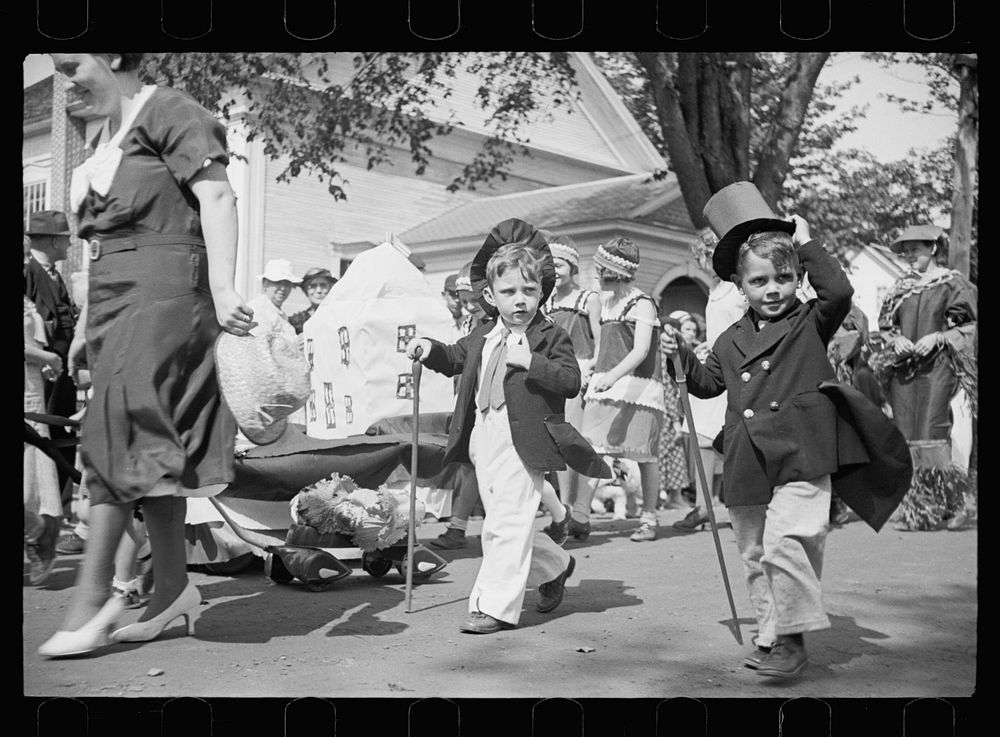 Parade at the fair, Albany, Vermont. Sourced from the Library of Congress.