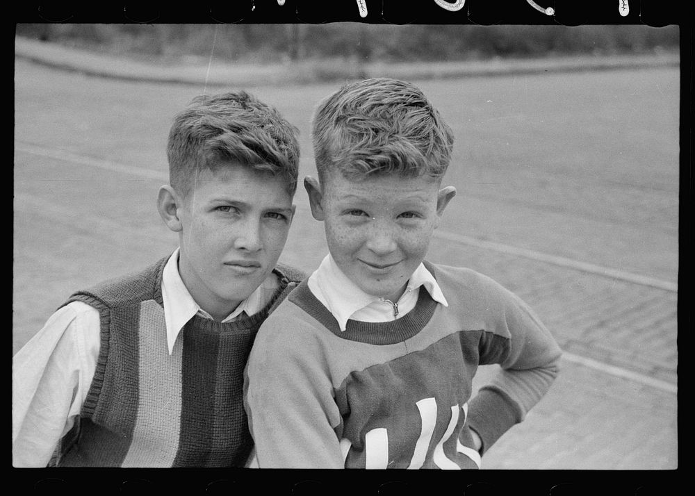 Schoolboys, Omaha, Nebraska. Sourced from the Library of Congress.