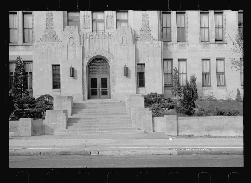 Creighton University, Omaha, Nebraska. Sourced from the Library of Congress.