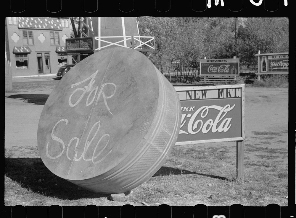 Water tank for sale, York, Nebraska. Sourced from the Library of Congress.