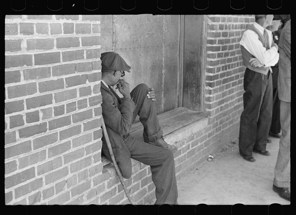 Men loafing, Halifax, North Carolina. Sourced from the Library of Congress.