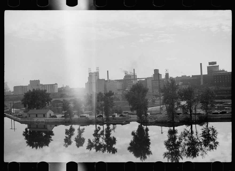[Untitled photo, possibly related to: Gas plant, Minneapolis, Minnesota]. Sourced from the Library of Congress.