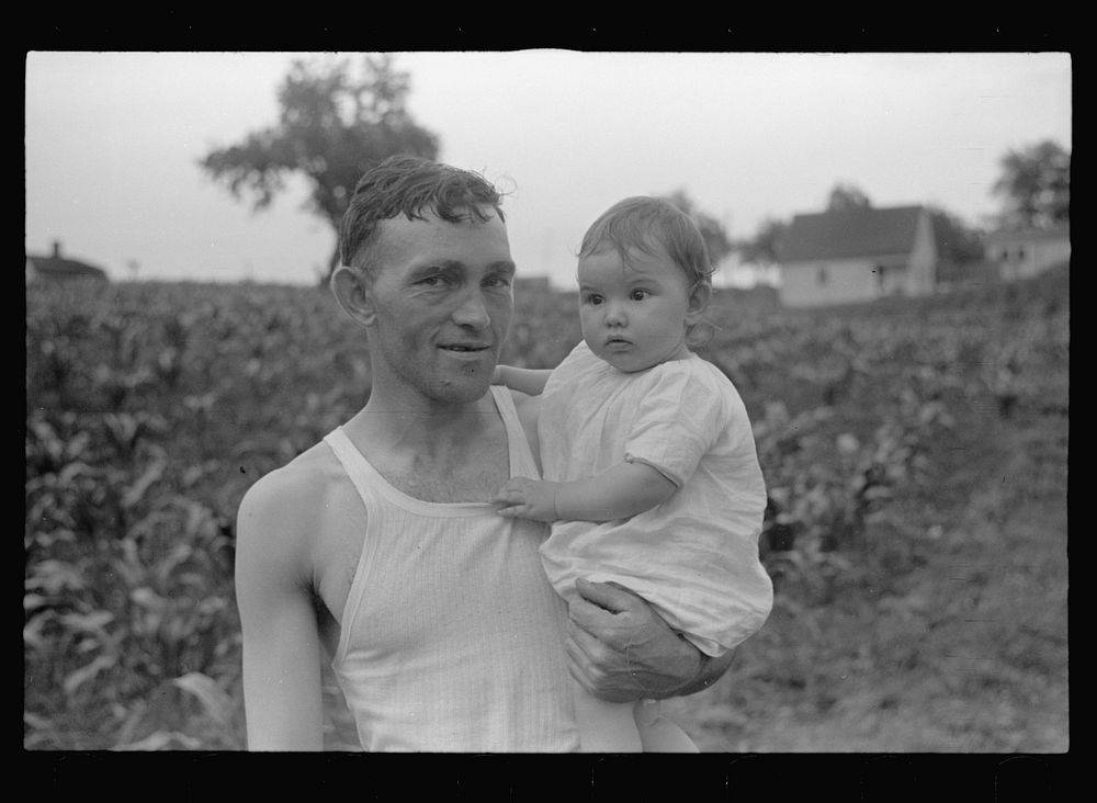 Father and daughter at Tygart Valley Homesteads, West Virginia. Sourced from the Library of Congress.