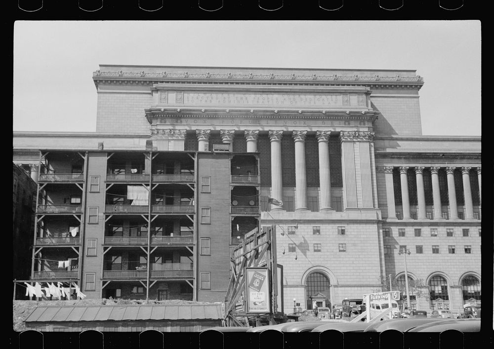Courthouse, Milwaukee, Wisconsin. Sourced from the Library of Congress.