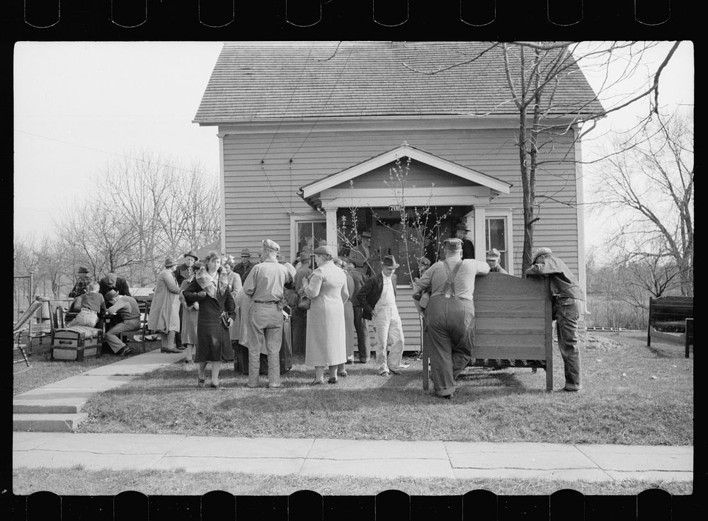 [Untitled photo, possibly related to: Auction of household goods, Grundy Center, Iowa]. Sourced from the Library of Congress.