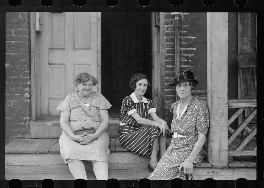 [Untitled photo, possibly related to: Ladies who live in rooming house, St. Paul, Minnesota]. Sourced from the Library of…