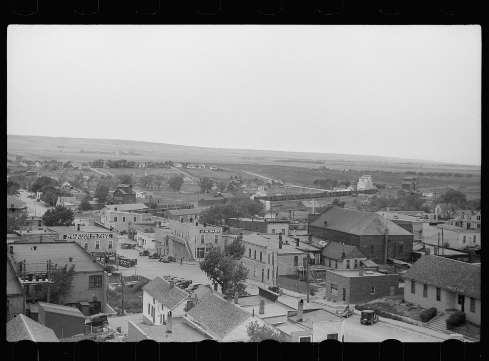 [Untitled photo, possibly related to: Sisseton, South Dakota]. Sourced from the Library of Congress.
