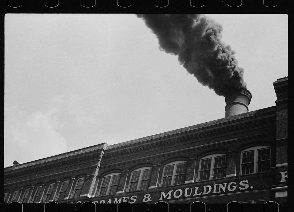 [Untitled photo, possibly related to: Sash and door mill, Dubuque, Iowa]. Sourced from the Library of Congress.